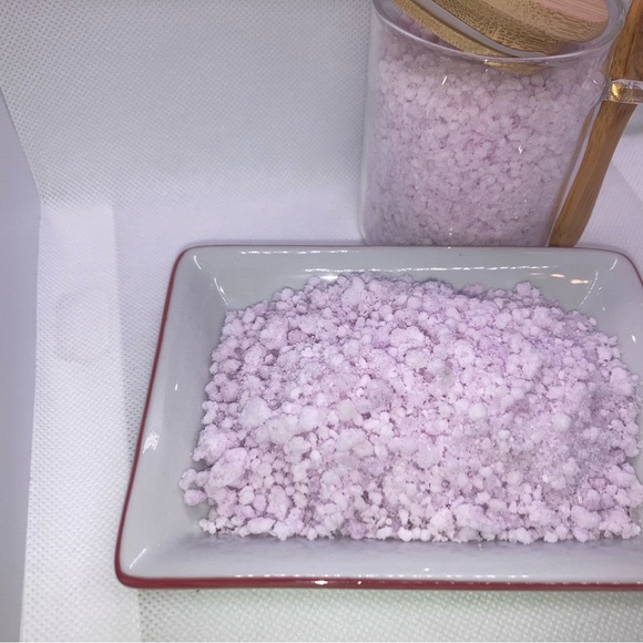 Meet your Posher, Chrissy - Picture 3 of 12